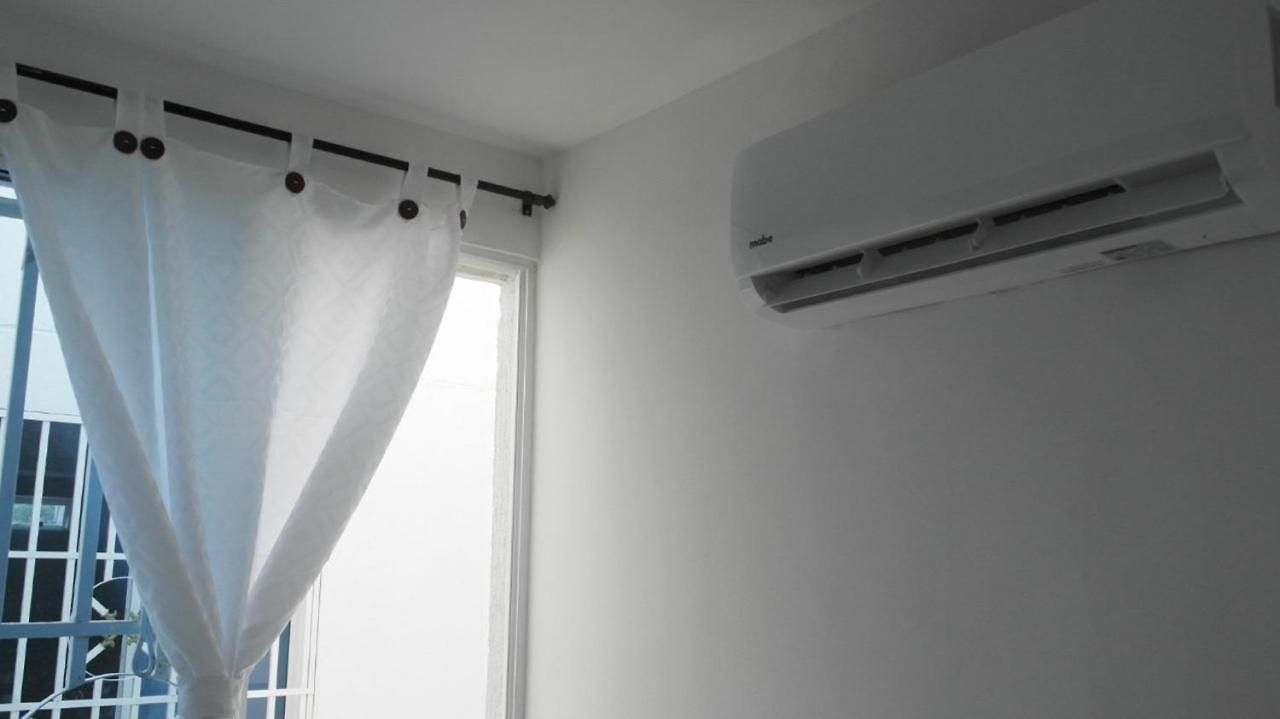 In Guest - 7cl-1 House Near The Sea With Pool Air Conditioning And Wifi