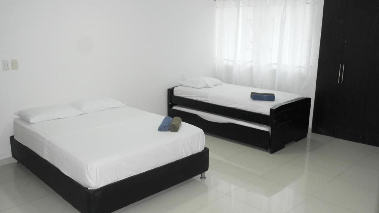 Pensión In Guest - 7cl-1 House Near The Sea With Pool Air Conditioning And Wifi *