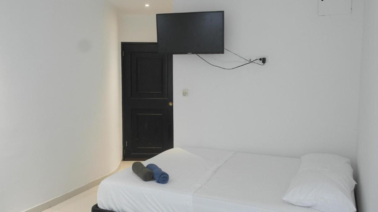 In Guest - 7cl-1 House Near The Sea With Pool Air Conditioning And Wifi * Cartagena