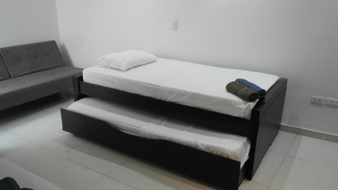 Pensión In Guest - 7cl-1 House Near The Sea With Pool Air Conditioning And Wifi *