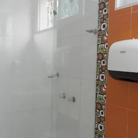 Pensión In Guest - 7cl-1 House Near The Sea With Pool Air Conditioning And Wifi *