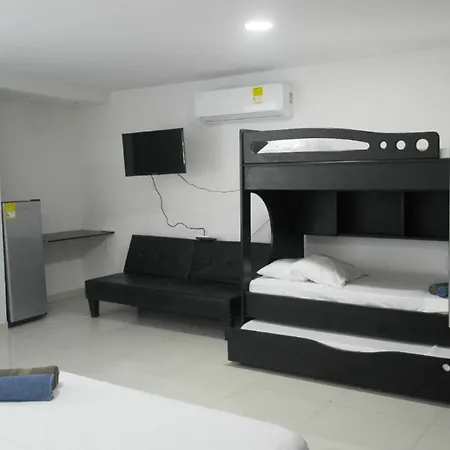 In Guest - 7cl-1 House Near The Sea With Pool Air Conditioning And Wifi Cartagena
