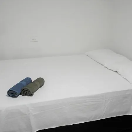 In Guest - 7cl-1 House Near The Sea With Pool Air Conditioning And Wifi * Cartagena