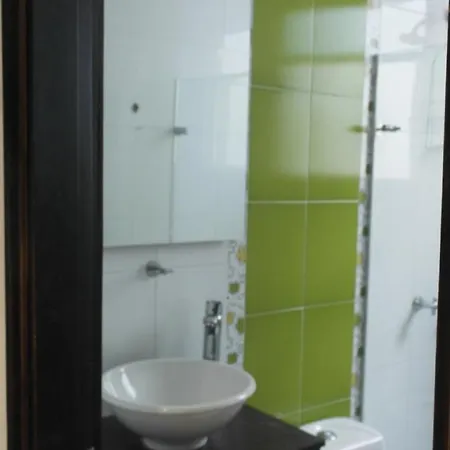 In Guest - 7cl-1 House Near The Sea With Pool Air Conditioning And Wifi